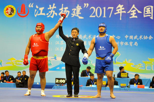 叶翔获得男子100 公斤级冠军